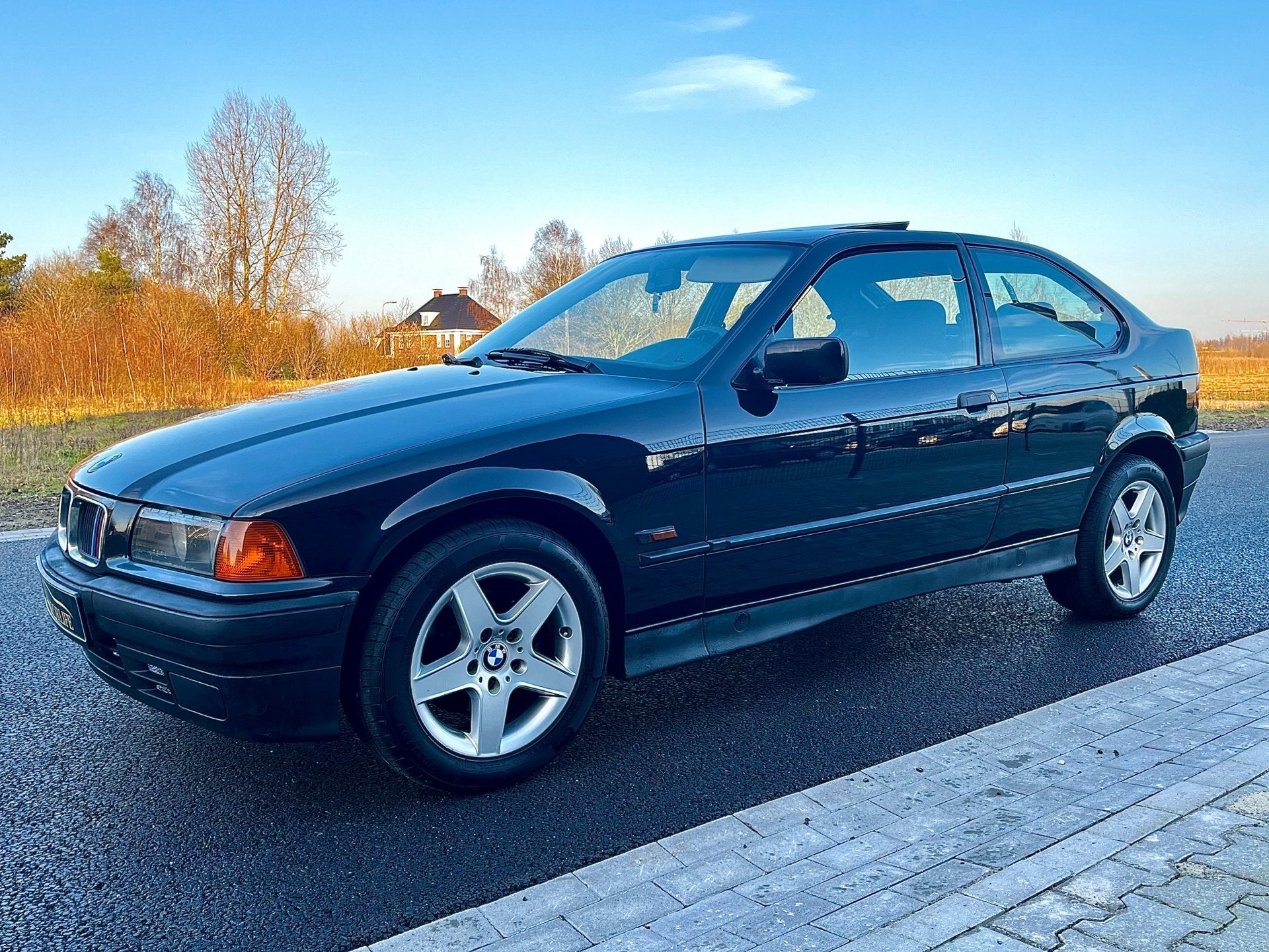 BMW 3-serie Compact 316i ( Automaat ), Auto's, BMW, Automaat, Gebruikt, Zwart, Bedrijf