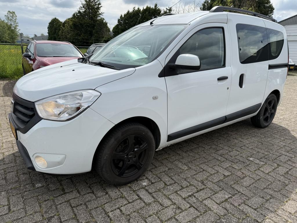 Dacia Dokker 1.2 Euro 5 2013 Airco 166000km NAP ex bpm, Auto's, Dacia, Euro 5, Stof, Gebruikt, Zwart