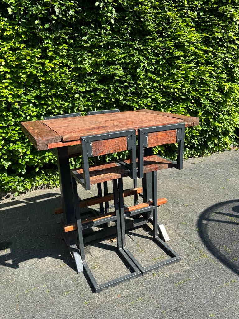 Buiten bartafel met krukken - Hout en Metaal, Ophalen, Gebruikt, Rechthoekig, Hout
