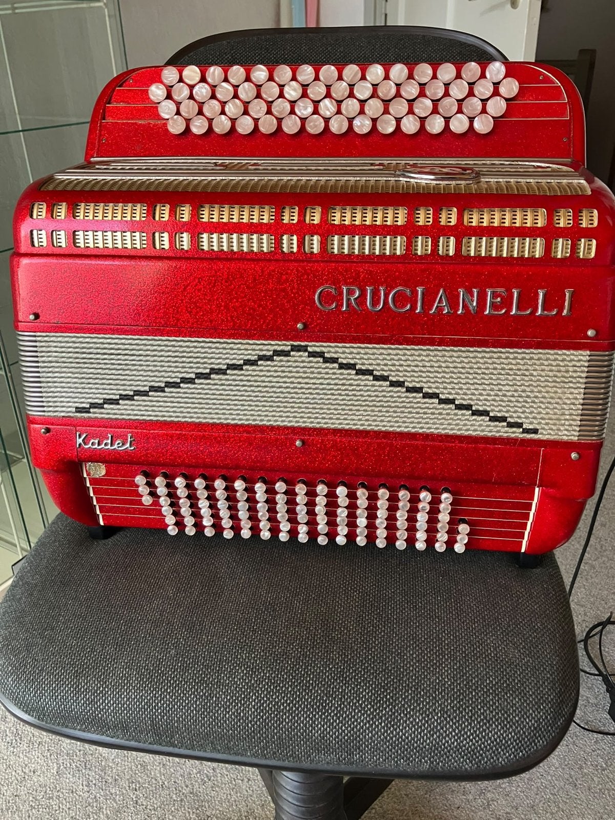 Crucianelli 96 Kadet Accordeon - Rood, Zo goed als nieuw, Overige merken, Overige formaten, Ophalen of Verzenden, Zo goed als nieuw