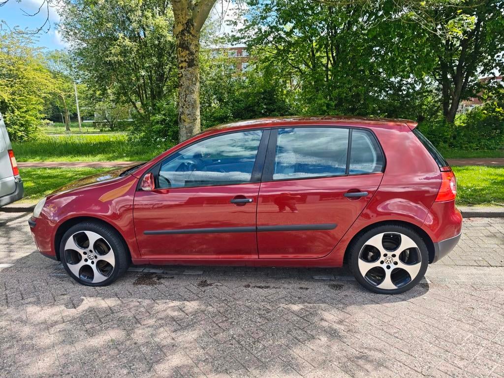 Volkswagen Golf 5  2004  golf V benzine 1.4 betrouwbaar, Ophalen