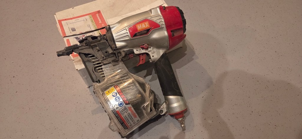 Max CN565S2 coilnailer, tacker, spijkertacker, nagelpistool, Ophalen of Verzenden, Gebruikt