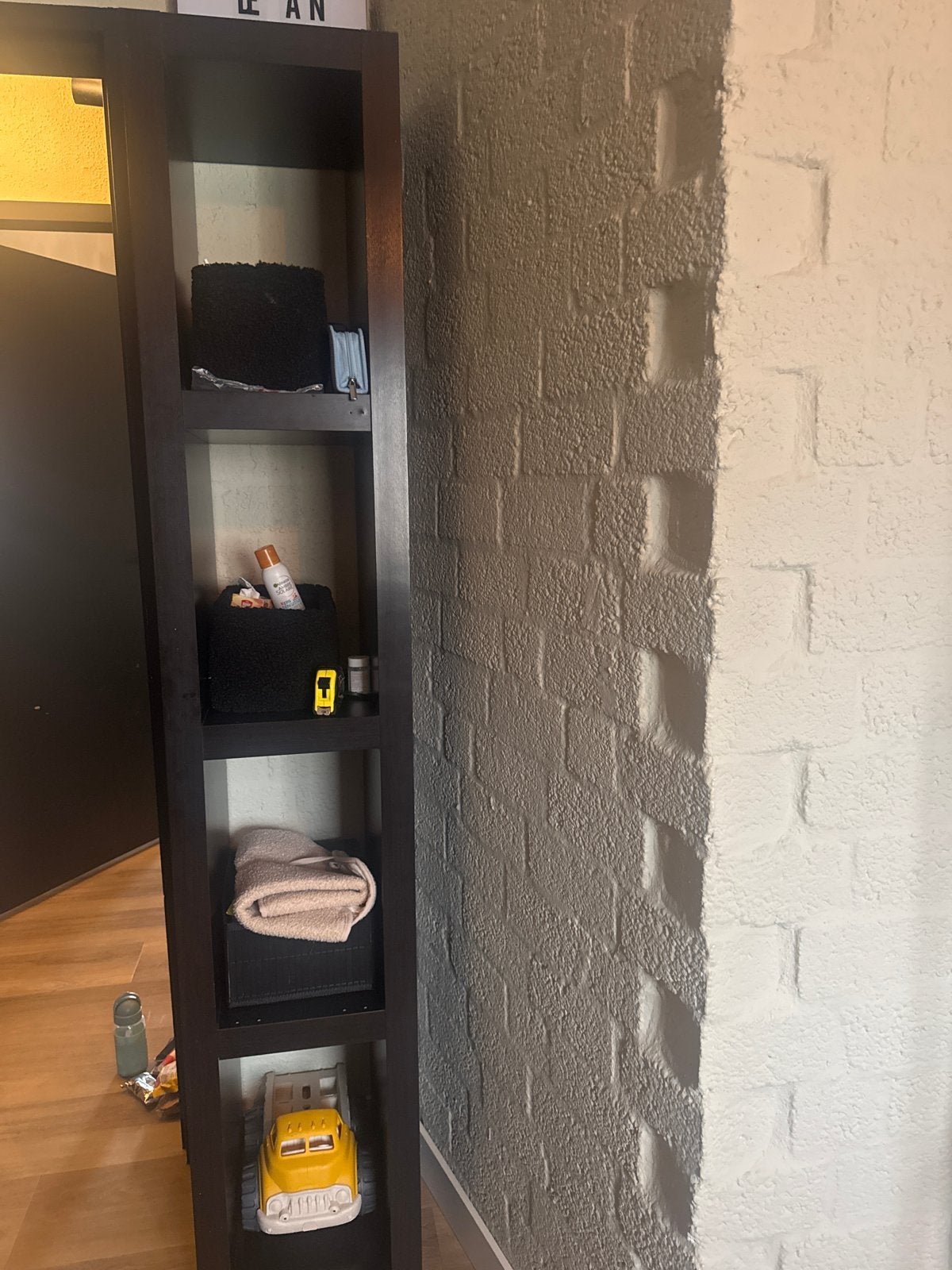 Zwarte smalle vakkenkast, Ophalen, Gebruikt
