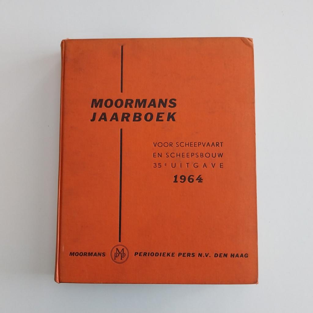 2 Moormans Jaarboeken 1951 & 1964., Ophalen of Verzenden, Gelezen