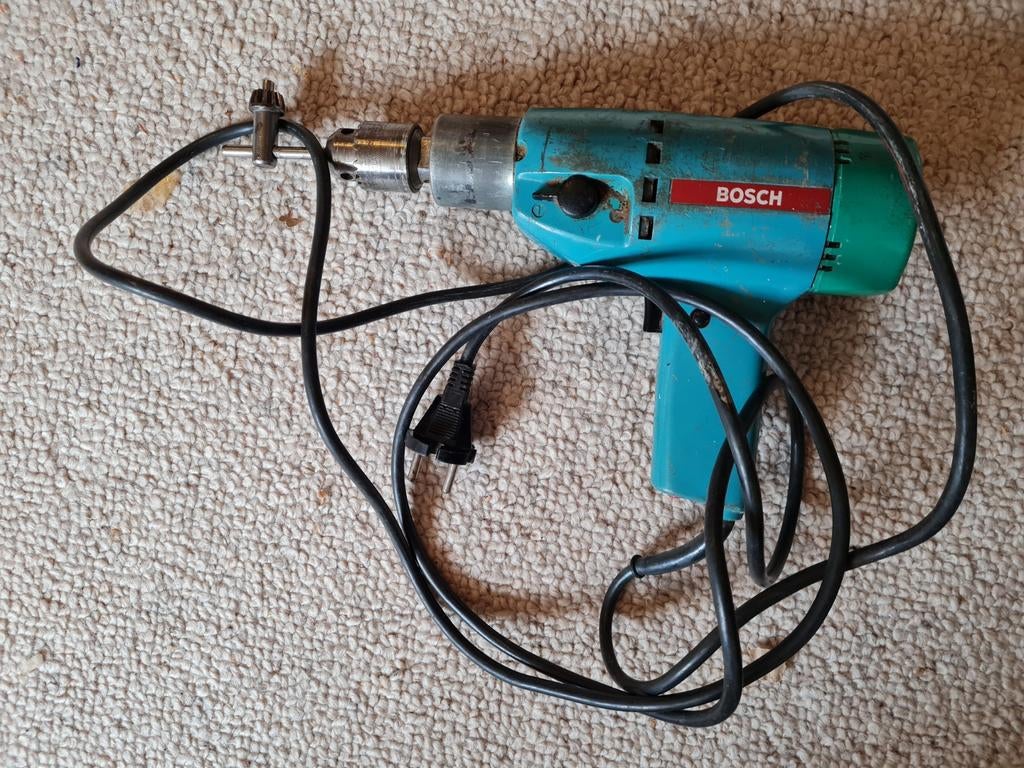 Bosch boormachine SA Scintilla, Ophalen of Verzenden, Gebruikt, 600 watt of meer, Boormachine