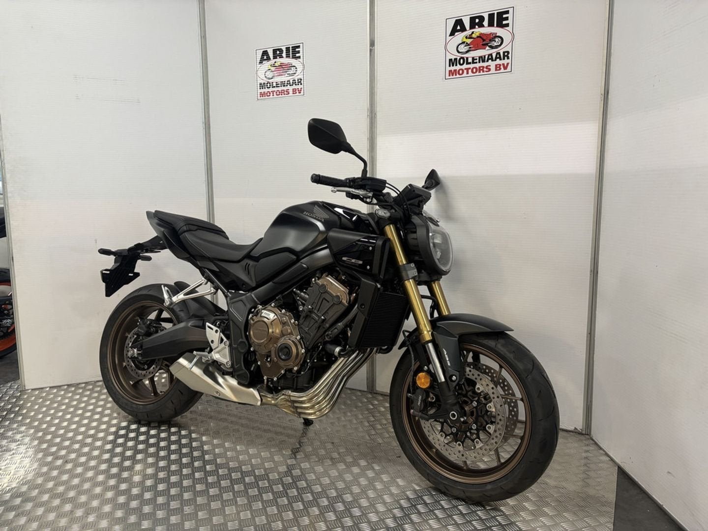 Honda CB 650 R E-Clutch (bj 2026), Motoren, 2 cilinders, HONDA, Bedrijf, Onbekend