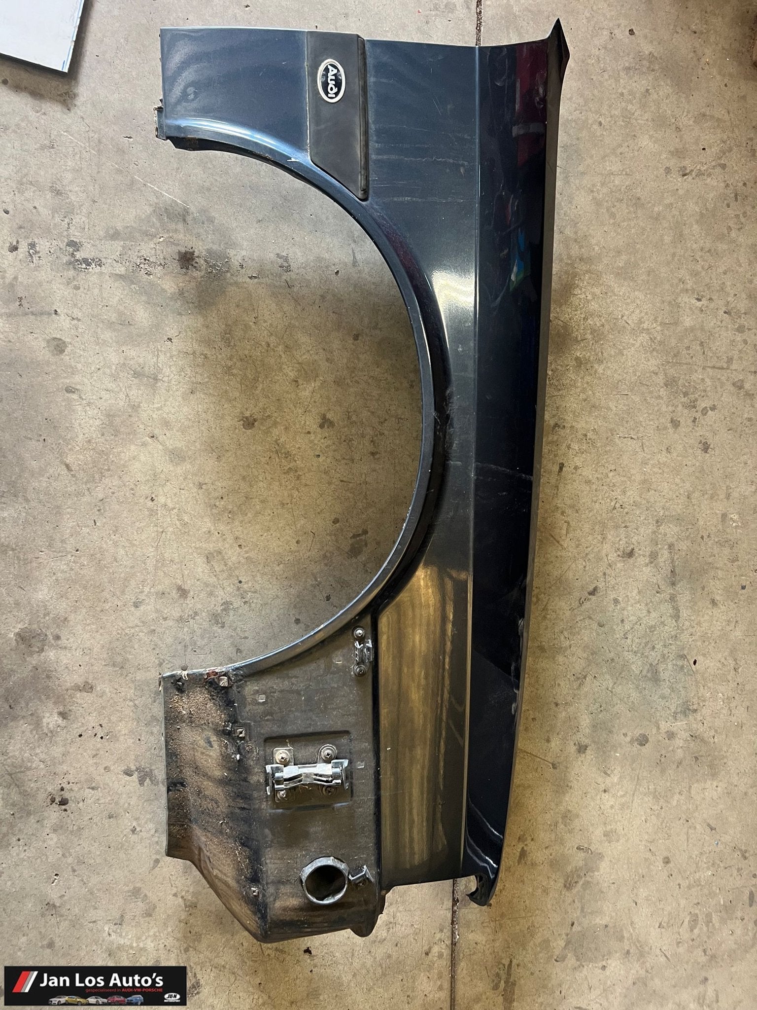 Audi 80 B2 typ 81 FL (84-87) spatbord voorscherm spatscherm, Ophalen, Gebruikt, -, Rechts