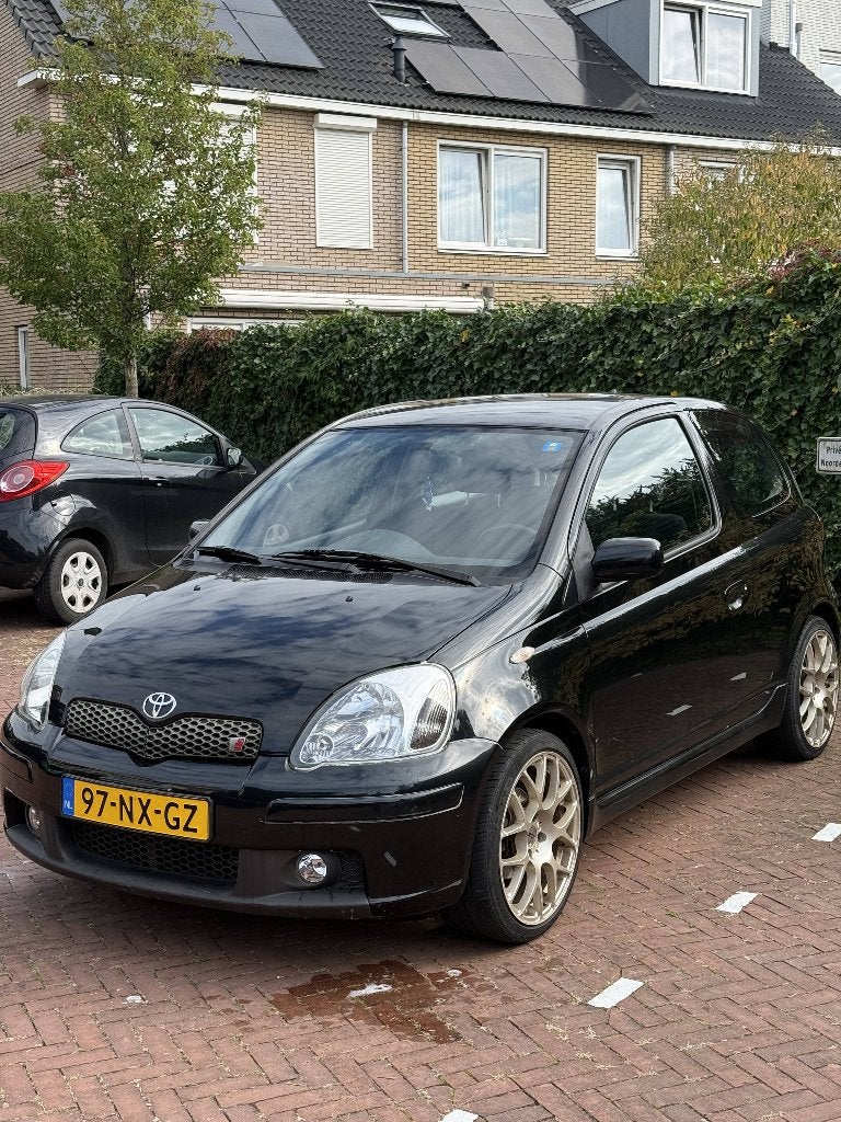 Toyota Yaris 1.5 VVT-i T-Sport | 106 pk | Airco | CarPlay, Auto's, Voorwielaandrijving, Bluetooth, 4 cilinders, 400 kg