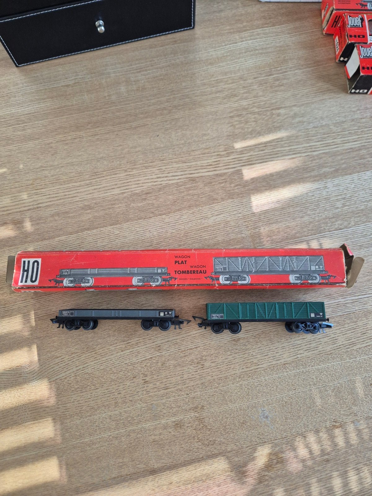 Jouef wagon 650 + 652 in zeer oude doos, Gebruikt, Gelijkstroom, Jouef, Wagon