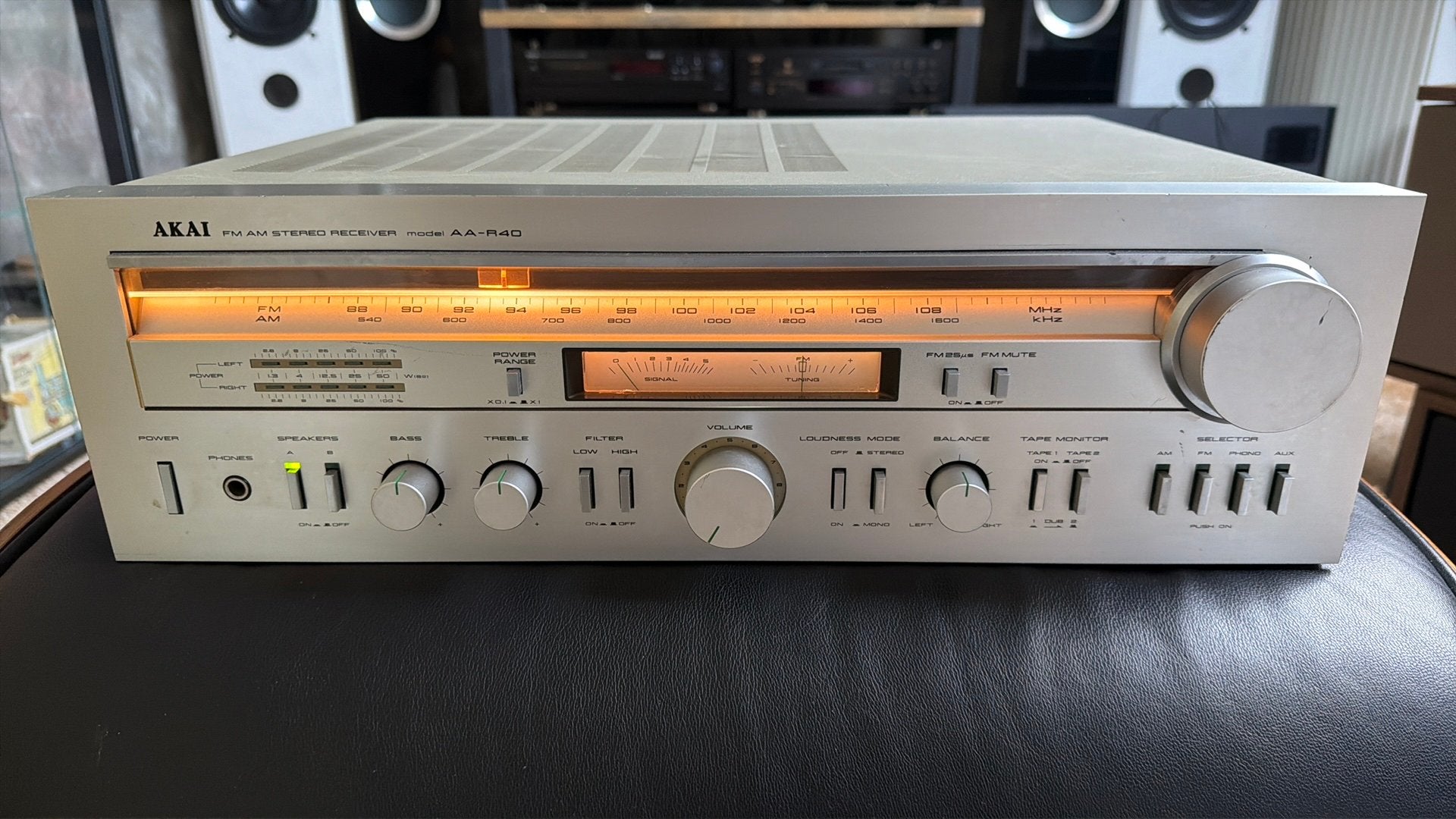 Te koop zeldzame Akai AA-R40, Refurbished, Ophalen, Overige merken, Minder dan 60 watt