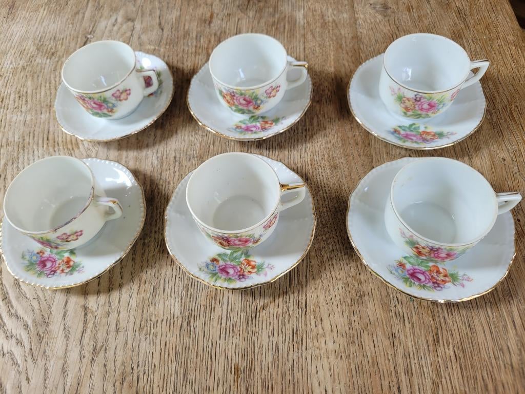 6 KPM Royal China mokkakopjes porselein bloemen goud, Ophalen of Verzenden