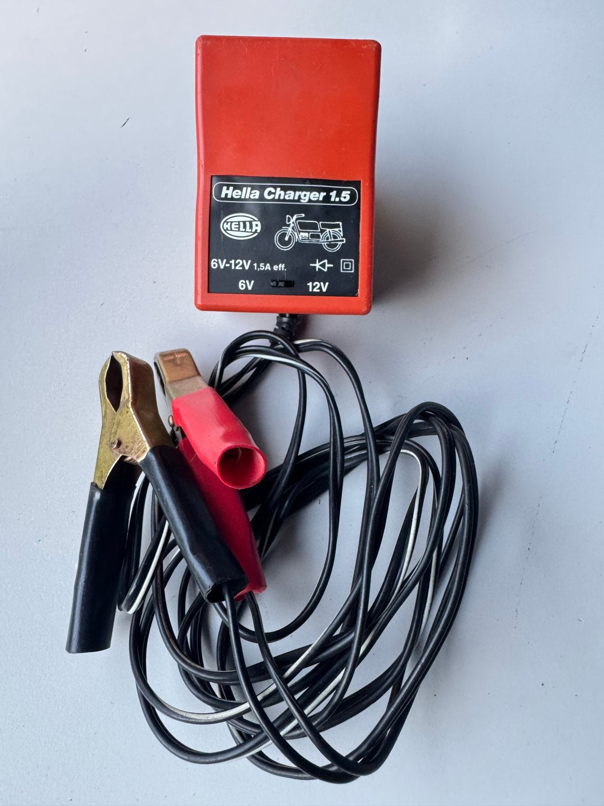 Hella Charger 1.5 en Vindex 2000 Acculaders, Auto-onderdelen, Ophalen of Verzenden, Gebruikt, Overige automerken