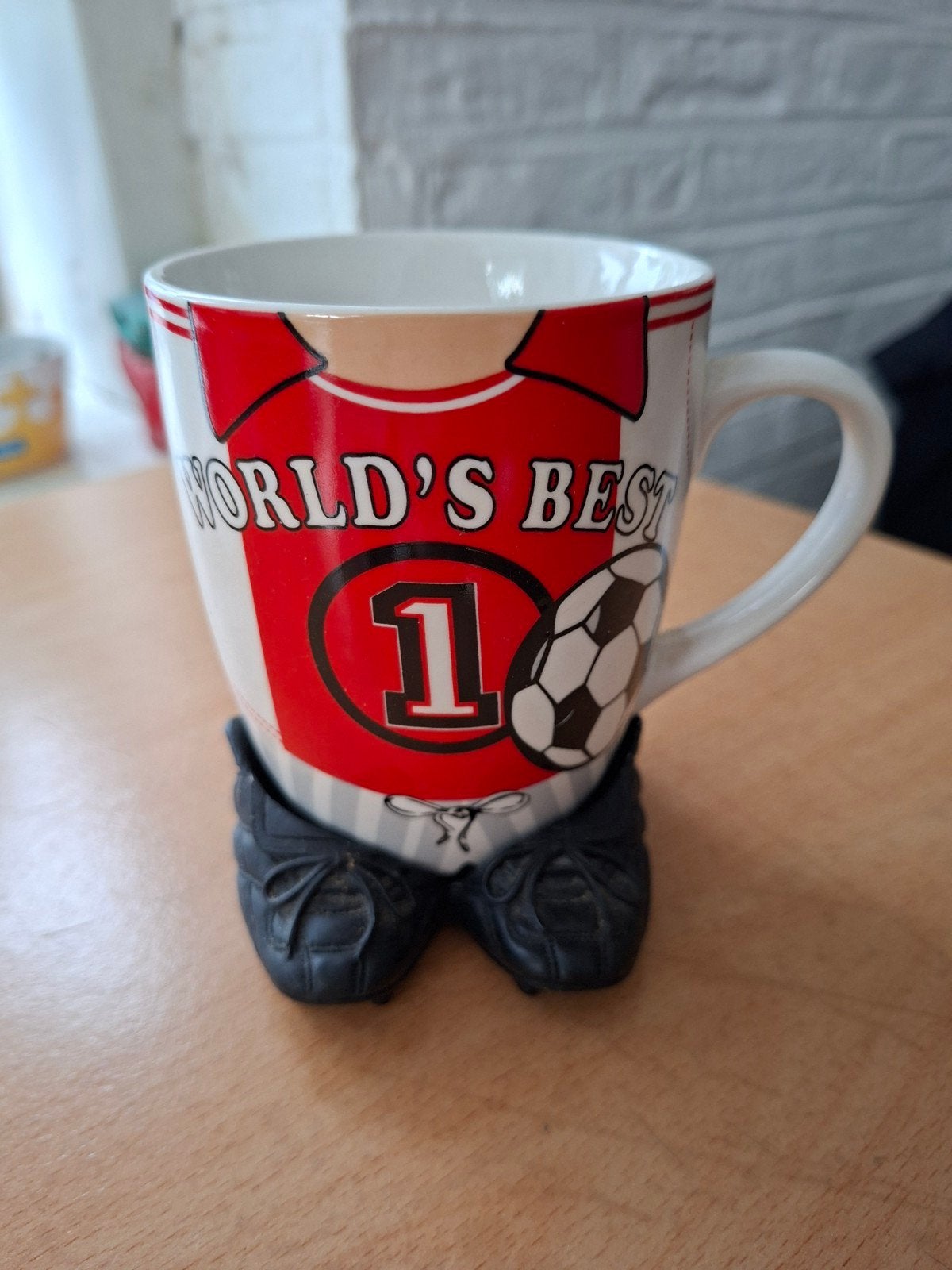 Voetbalmok Ajax - 'World's Best' met schoenenhouder, Ophalen of Verzenden, Gebruikt, Meerkleurig, Steen/keramiek