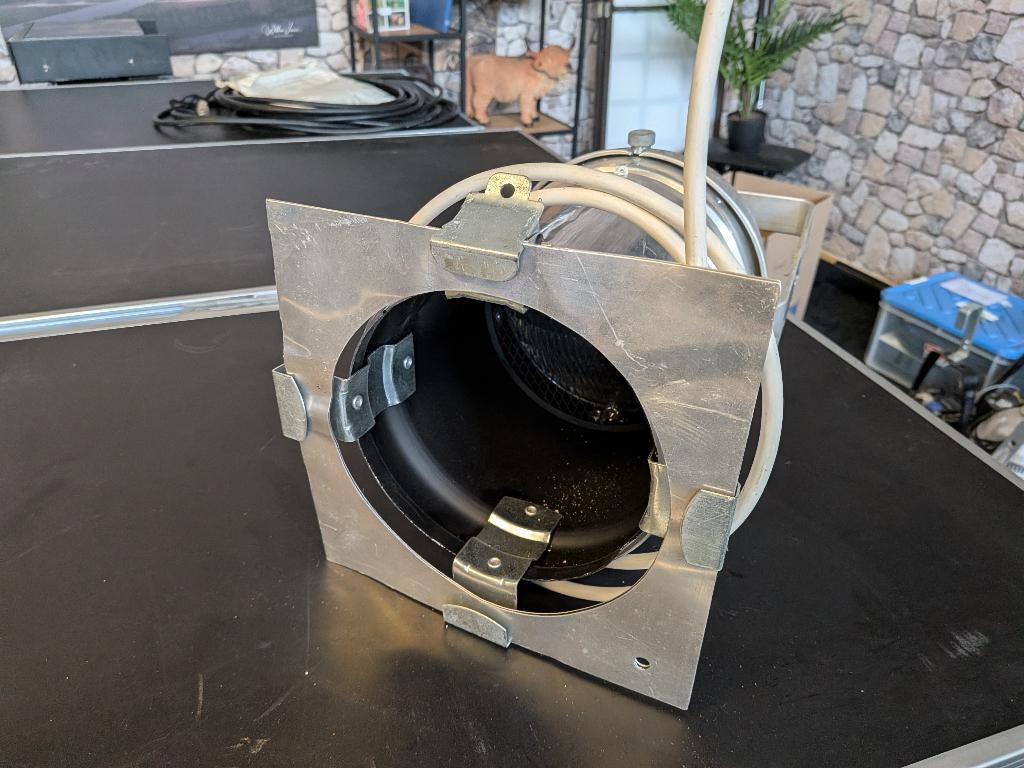 Te Koop: 13 PAR64 Spots – Perfect voor Jouw Evenement!, Muziek en Instrumenten, Licht en Laser, Ophalen, Gebruikt, Licht
