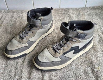 maat 38 hoge schoen, Schoenen, Ophalen of Verzenden, Zo goed als nieuw, Jongen