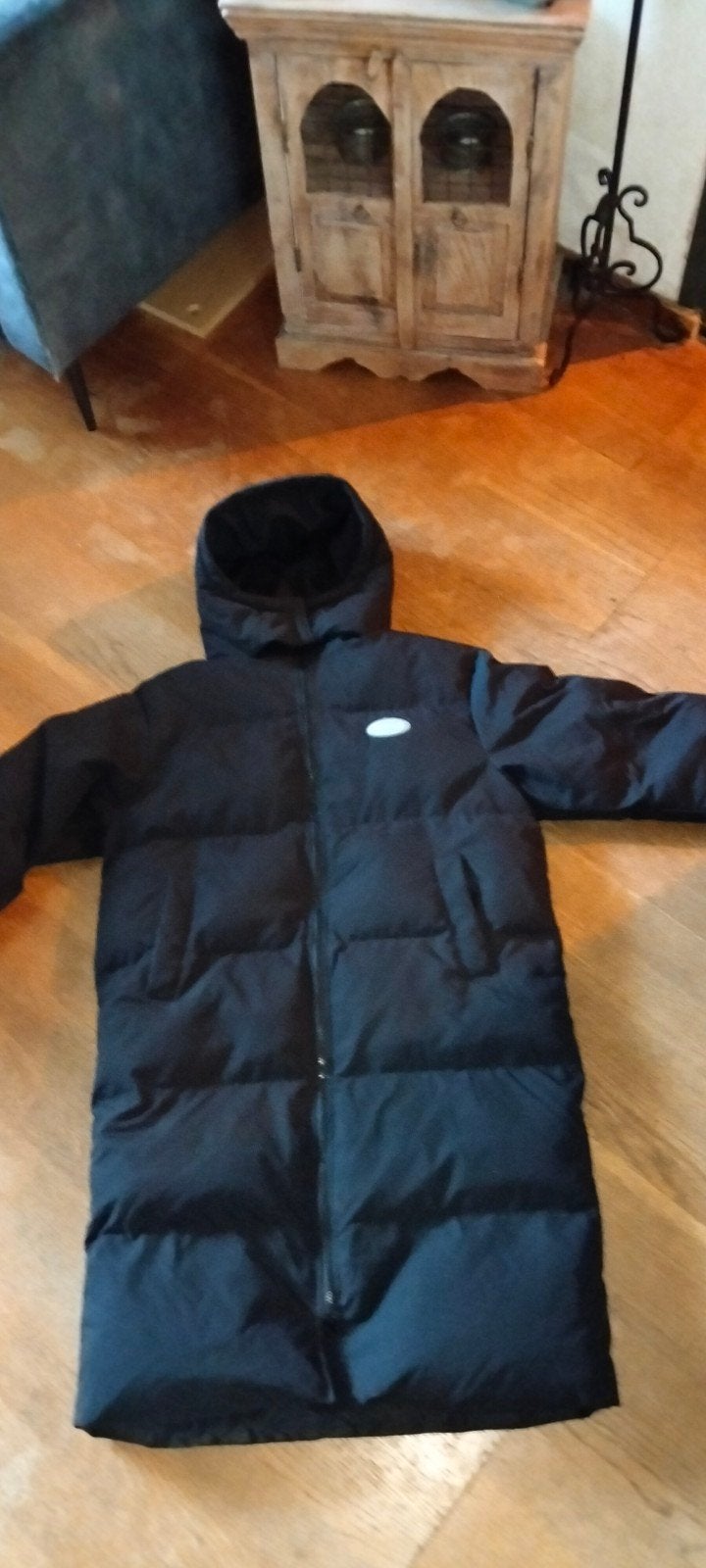 Dikke warme dames/ heren winterjas, ., Zwart, Maat 42/44 (L), Ophalen of Verzenden
