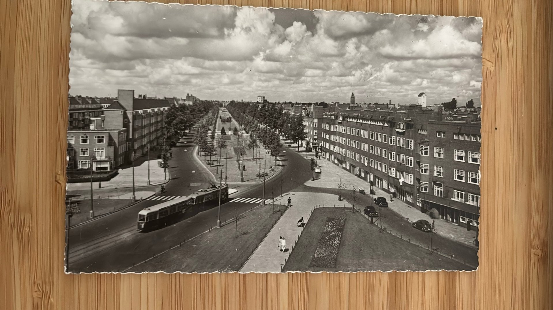 Amsterdam Zuid jaren 60 Churchill-laan tram en VW kevers, Ophalen of Verzenden, 1960 tot 1980, Gelopen, Noord-Holland