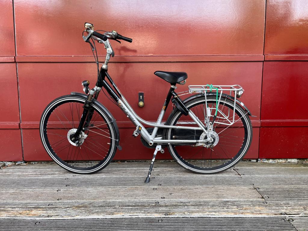 Damesfiets Raleigh 28”, Fietsen en Brommers, Fietsen | Dames | Damesfietsen, Versnellingen, Zo goed als nieuw, 50 tot 53 cm, Trommelrem