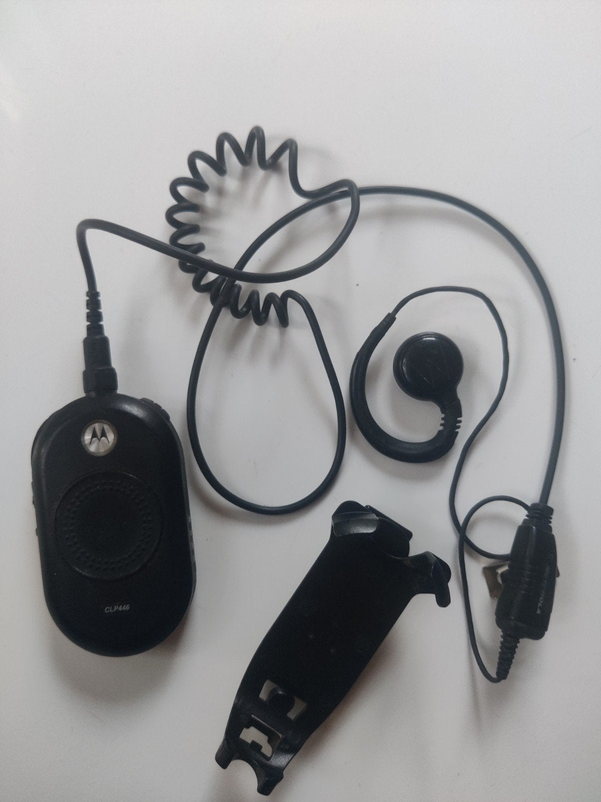 Motorola CLP446 Portofoon met Oortje en Klip, Ophalen, Gebruikt, Portofoon of Walkie-talkie