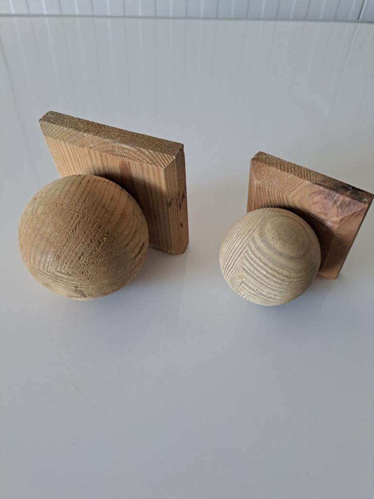 Houten Paalornamenten met Bol, Ophalen, Nieuw, Minder dan 180 cm, Palen