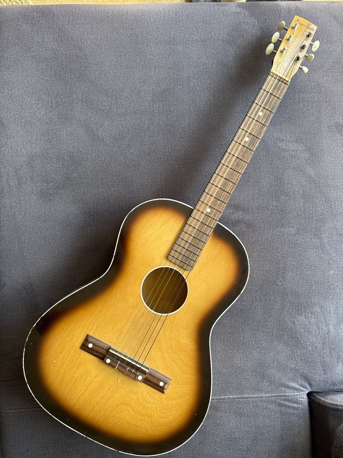 Vintage Symphonie Western- of Steelstringgitaar, Muziek en Instrumenten, Ophalen, Gebruikt, Western- of Steelstringgitaar