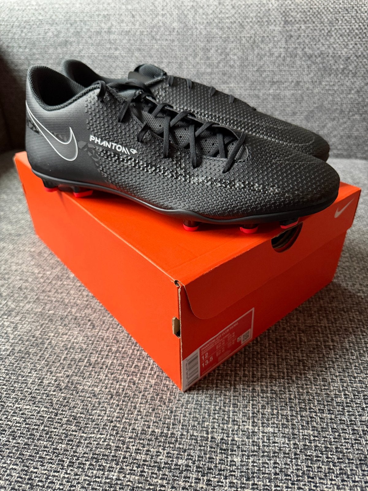 Nike Phantom GT2 Club FG/MG voetbalschoenen maat 46, Nieuw, Ophalen of Verzenden, Sportschoenen, Zwart