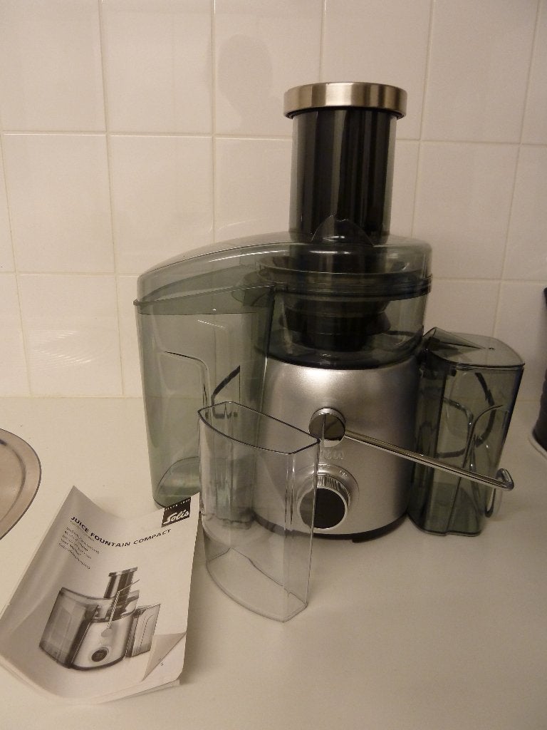 SOLIS JUICE FOUNTAIN COMPACT 8451 NIEUWSTAAT, Ophalen of Verzenden, Zo goed als nieuw, Elektrisch, Sapcentrifuge