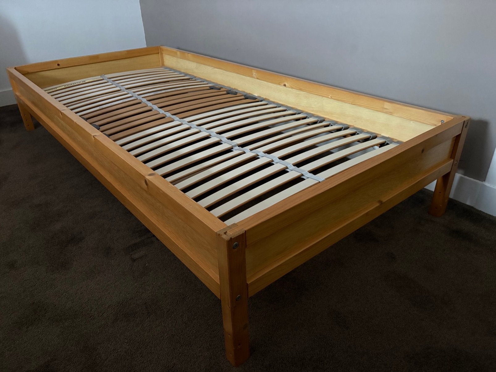Houten bedombouw (lundia) met Eastborn lattenbodem en matras, Ophalen, 90 cm, 200 cm, Hout