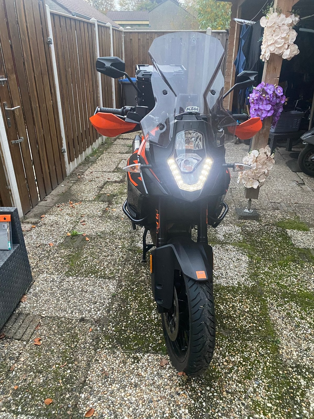 KTM Adventure 1090, Enduro, Handgeschakeld, Gebruikt, Bedrijf