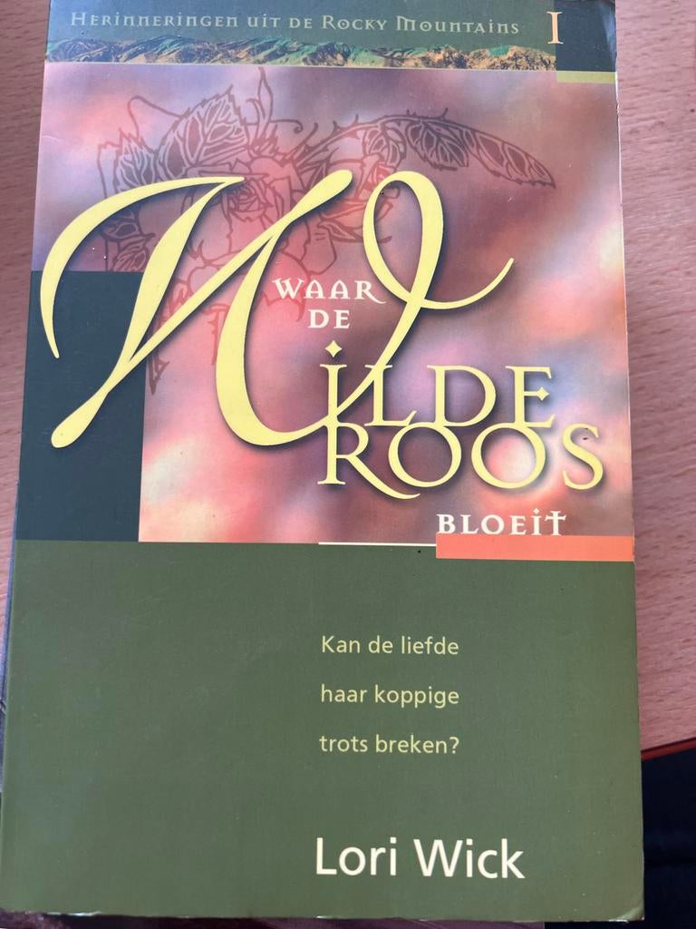 Boeken: Waar de Wilde Roos Bloeit & Het Kruispunt, Boeken, Ophalen of Verzenden, Zo goed als nieuw