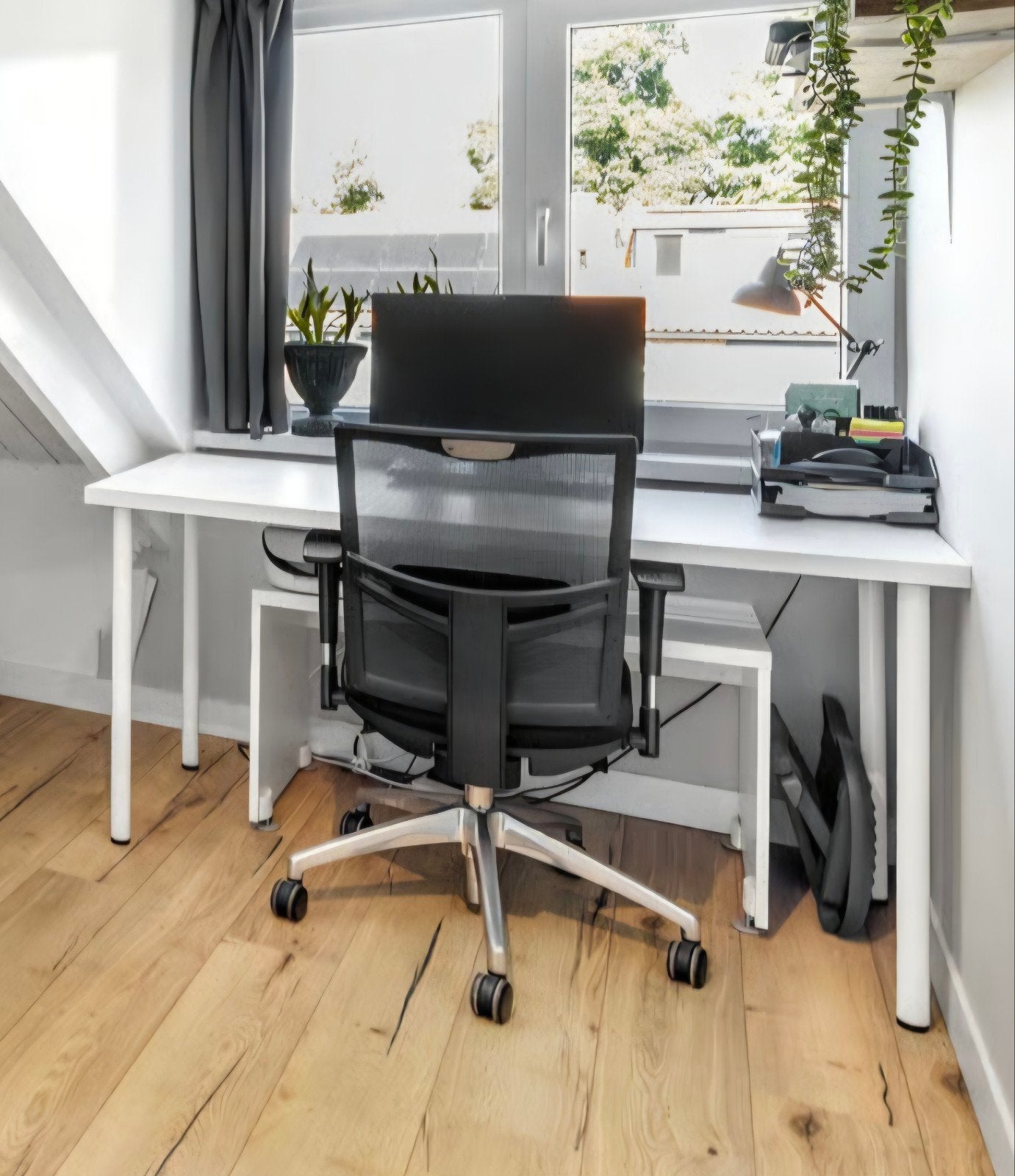 bureau - lagkapten ikea, Huis en Inrichting, Bureaus, Ophalen