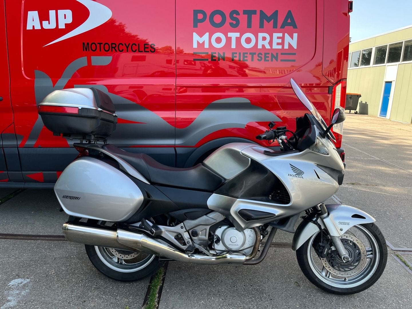 HONDA NT 700 V DEAUVILLE ABS (bj 2009), 2 cilinders, HONDA, Motorrijbewijs A, Bedrijf