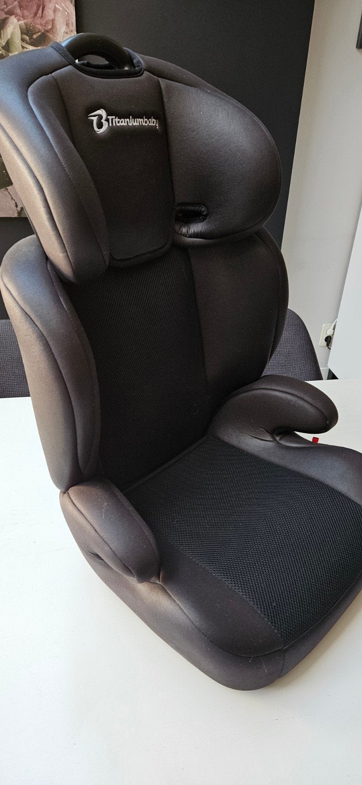 Titaniumbaby autostoel 15-36 kg, Autogordel, 15 t/m 36 kg, Zo goed als nieuw, Ophalen