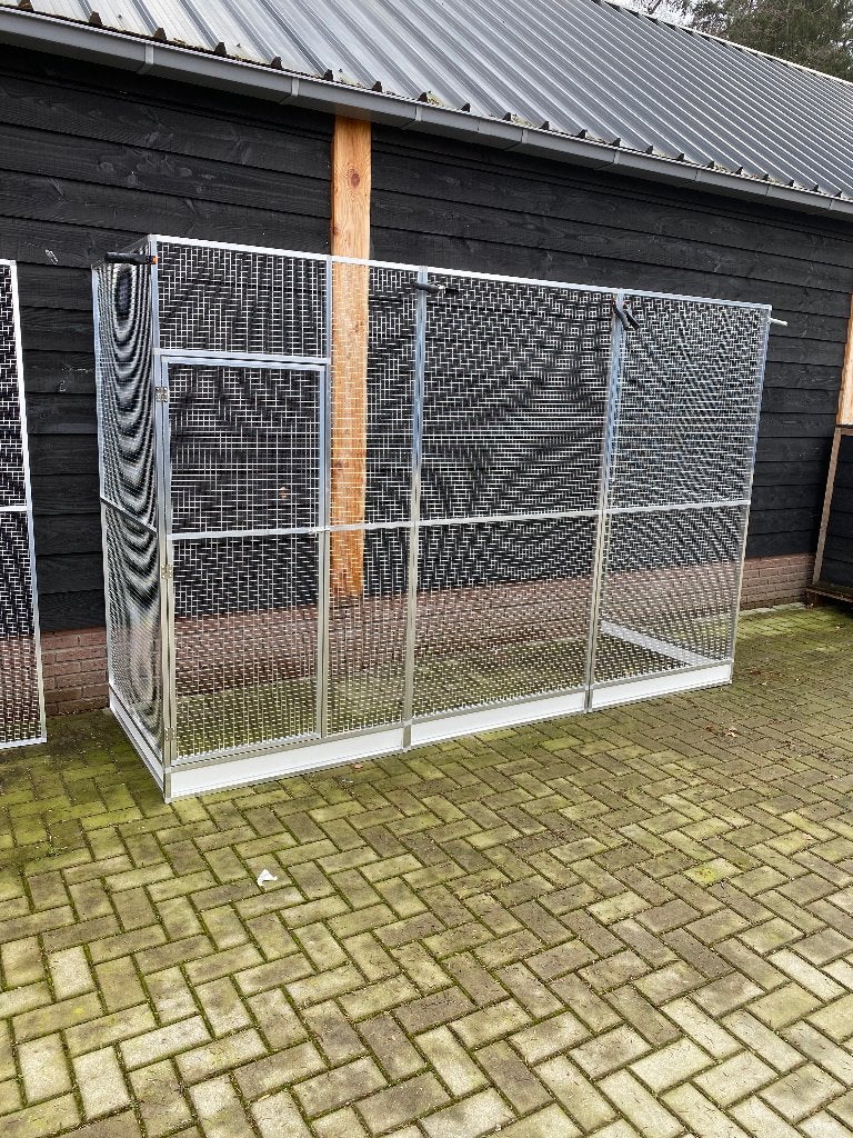Nieuw aluminium volière met mostrand 306 x 104 x 200 cm, Ophalen of Verzenden, Nieuw, Aluminium, Volière