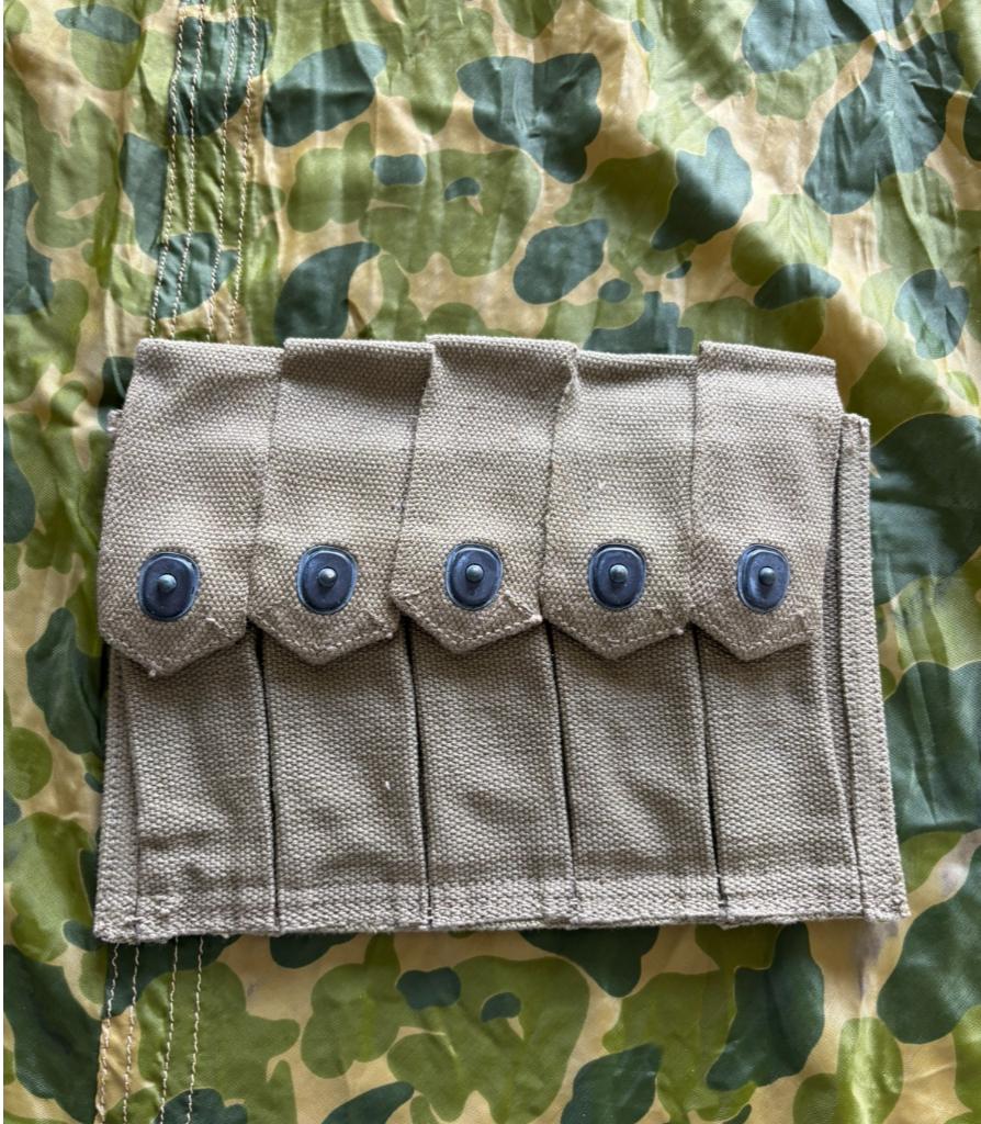 Tweede wereldoorlog US thompson pouch (2), Ophalen of Verzenden, Landmacht, Amerika, Overige typen