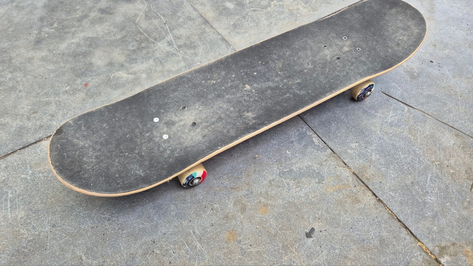 Decathlon Skateboard - Gebruikt, Sport en Fitness, Skateboarden, Ophalen, Gebruikt, Skateboard