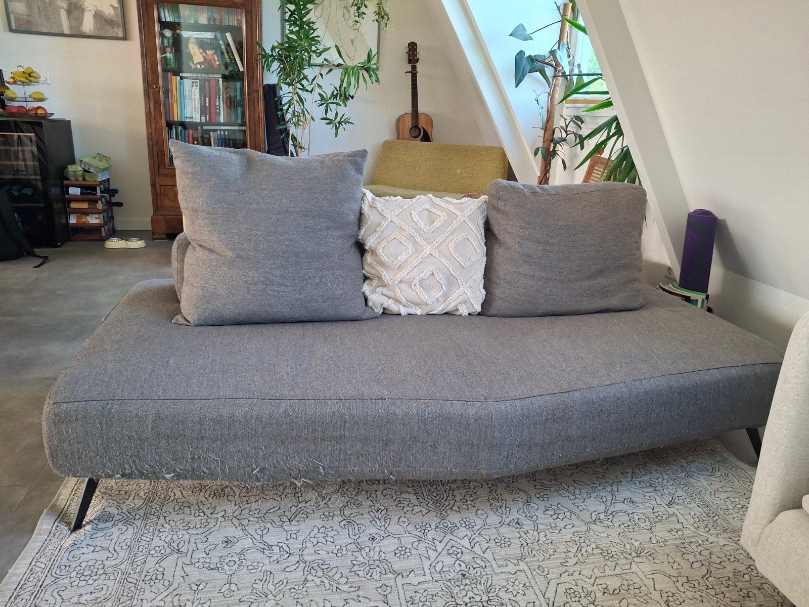 Grijze bank/chaise longue met kussens, Gebruikt, 100 tot 125 cm, 150 tot 200 cm, Tweepersoons
