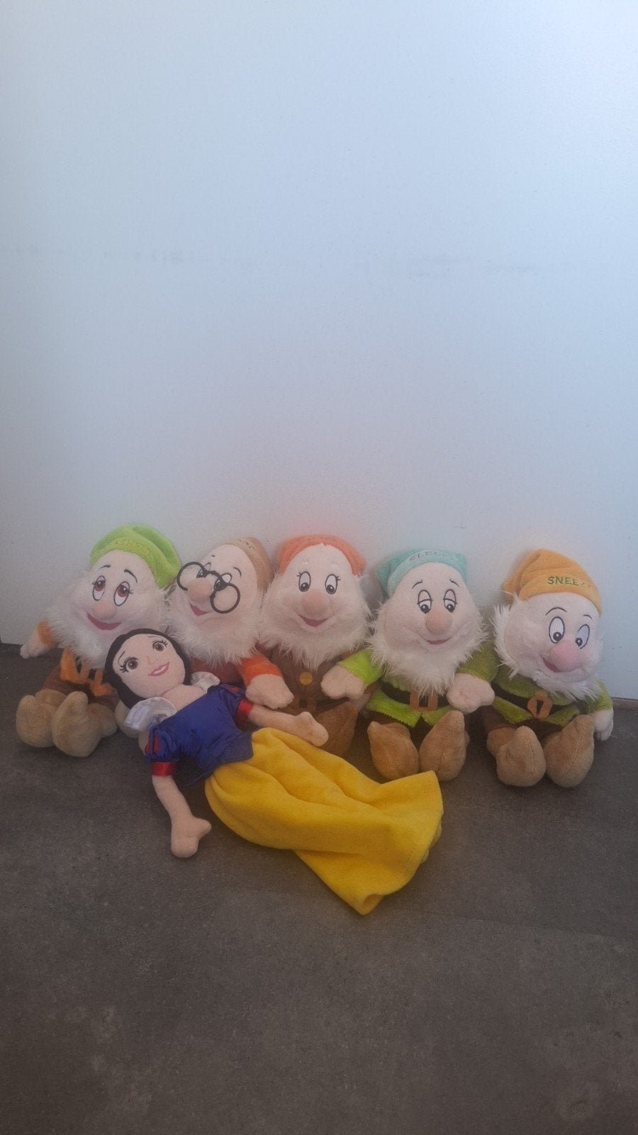 Disney Sneeuwwitje en de  Dwergen Knuffels - Goede Staa, Disney, Disney, Overige typen, Ophalen of Verzenden