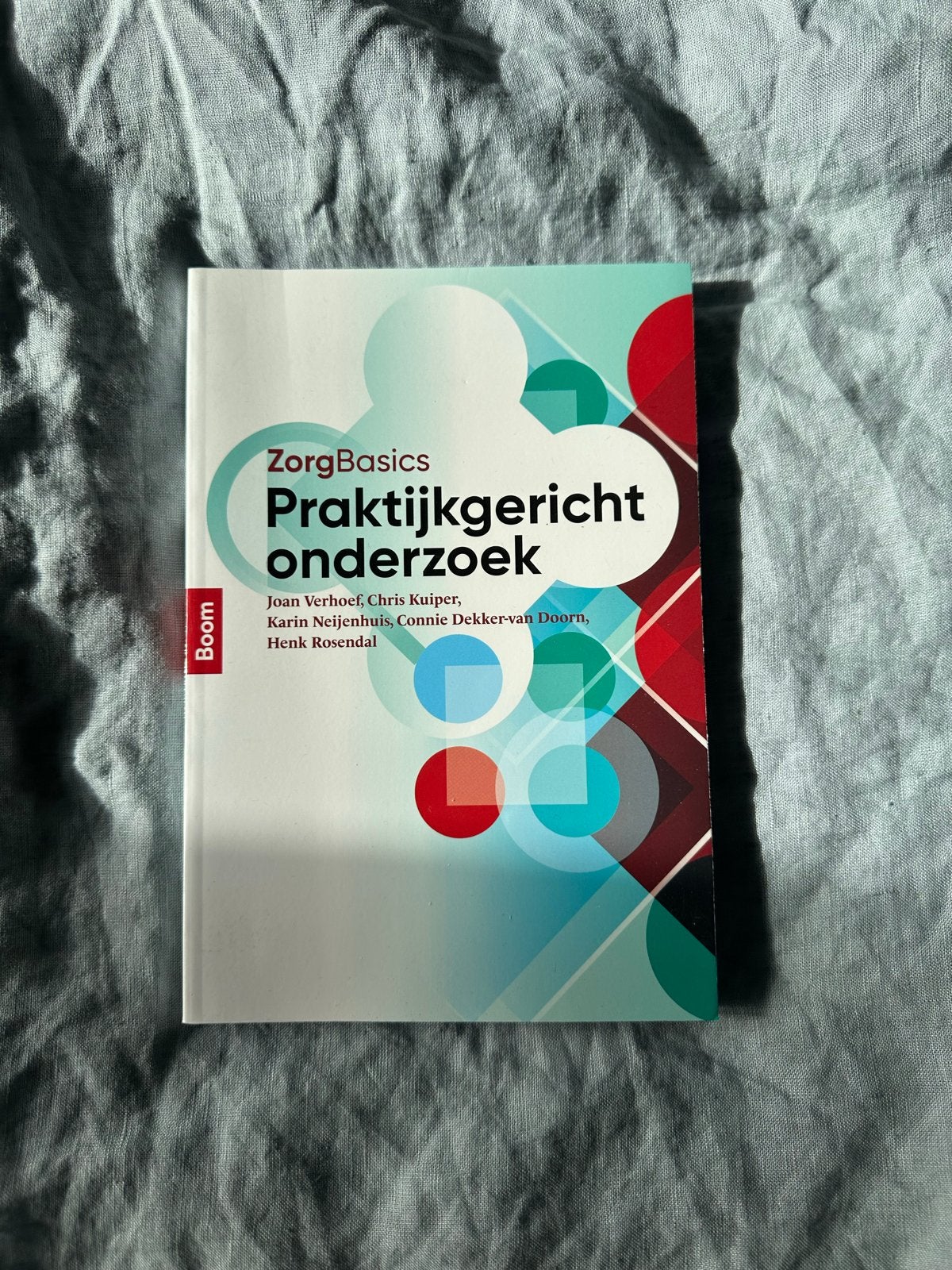 ZorgBasics Praktijkgericht onderzoek Verpleegkunde boek, Boeken, Verzenden, Gelezen, Overige typen