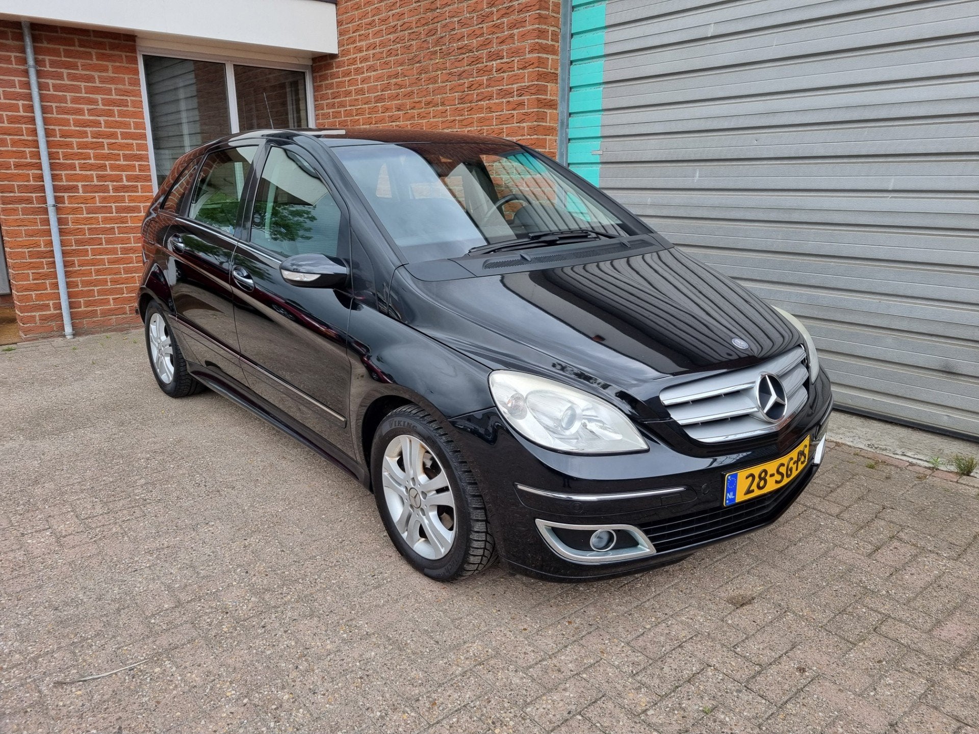 Mercedes-Benz B-klasse 200 Turbo 5-deurs automaat Bj:2006 NA, Auto's, Mercedes-Benz, Gebruikt, 4 cilinders, 400 kg, Zwart