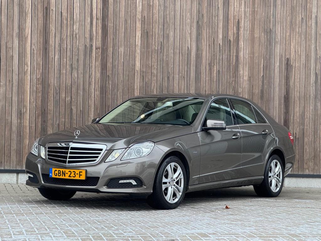 Mercedes-Benz E-klasse 220 CDI Avantgarde |Automaat|Leder|, Auto's, Mercedes-Benz, Automaat, Euro 5, Achterwielaandrijving, Beige