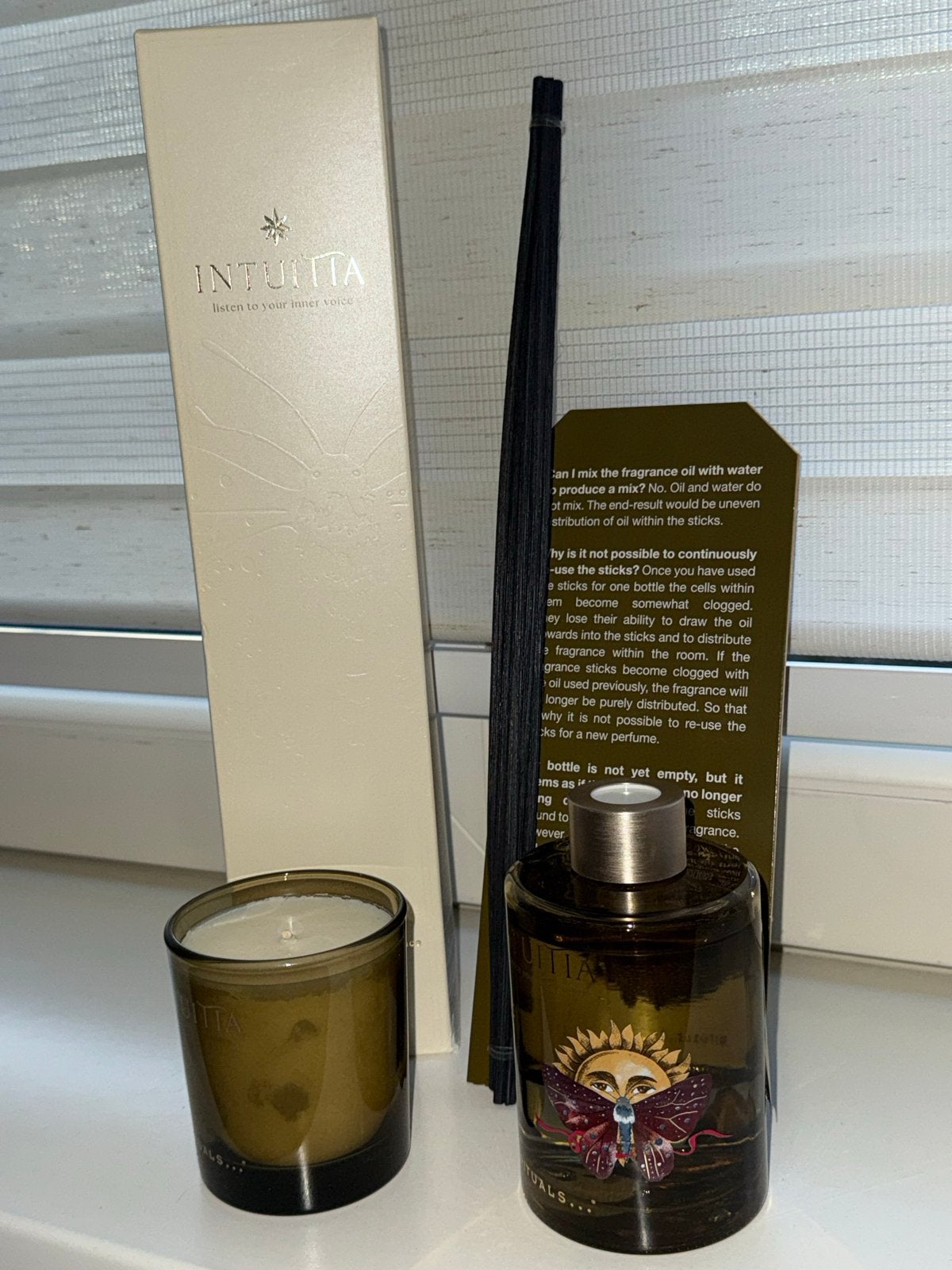 Rituals Intuitia geurkaars en geurstokjes set, Huis en Inrichting, Overige materialen, Gebruikt, Bruin, Ophalen of Verzenden