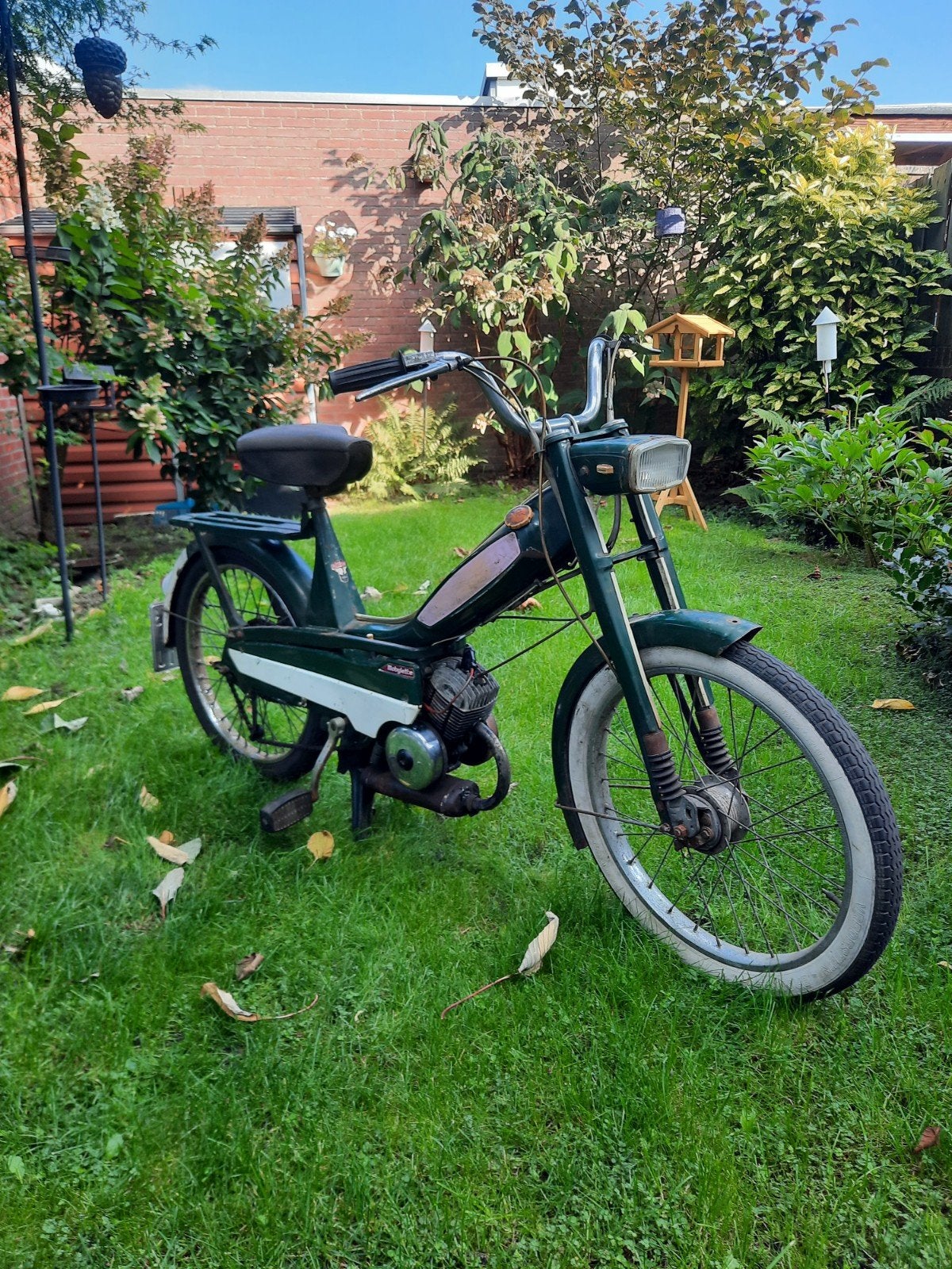 originele kapitein mobylette av 40 met kenteken opknapper, Fietsen en Brommers, Maximaal 45 km/u, 49 cc, 1 versnellingen, Ophalen