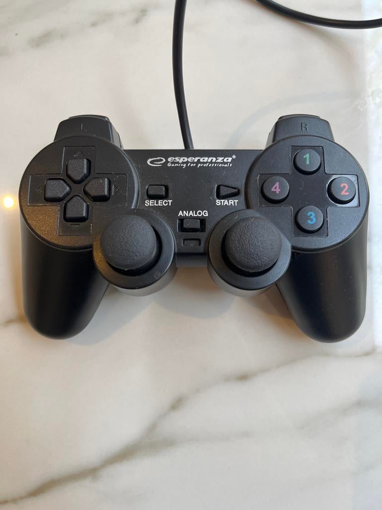 Esperanza USB Game Controller voor PC/Laptop (1beschikbaar), Computers en Software, Joysticks, Ophalen of Verzenden, Zo goed als nieuw
