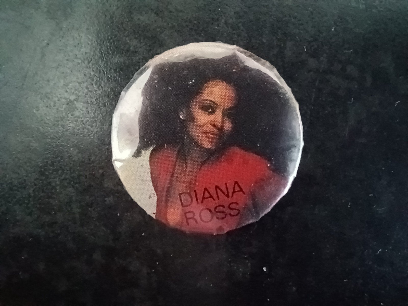 Button Diana Ross, Verzamelen, Ophalen of Verzenden, Gebruikt, Overige onderwerpen, Button