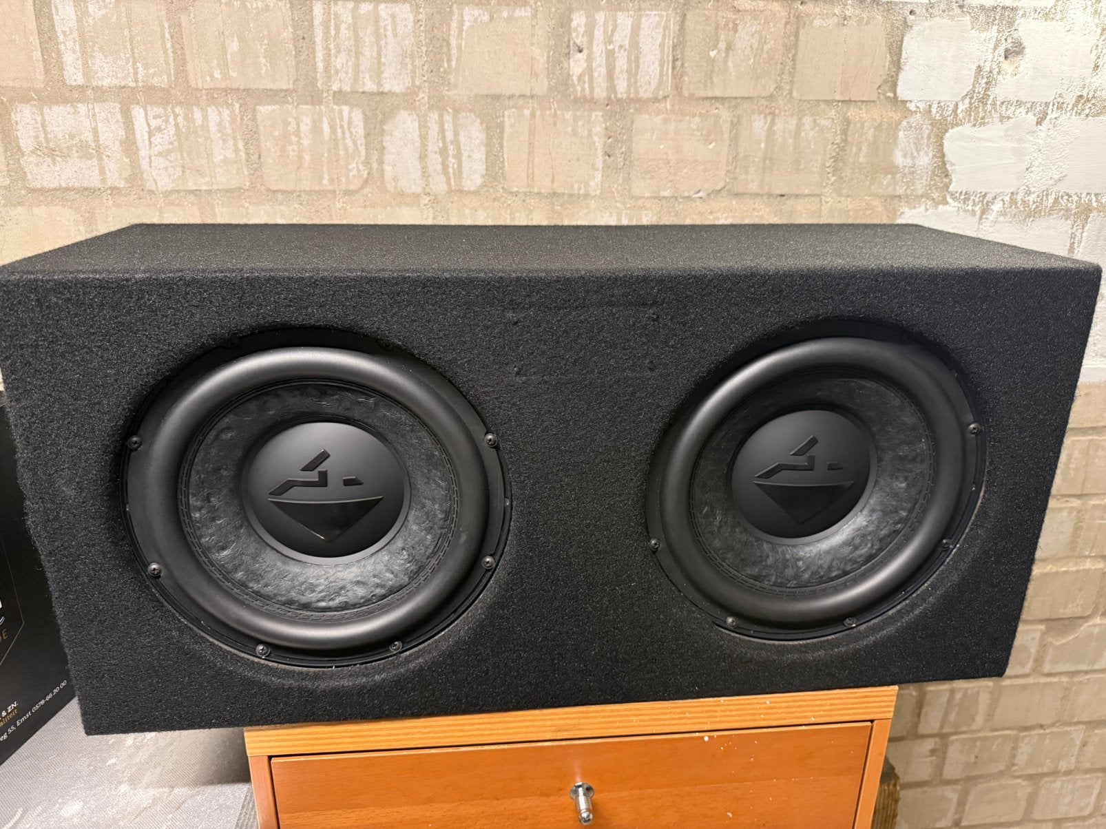 Helix Subwoofer kist + Audison 4 kanaals versterker,top set!, Auto diversen, Ophalen, Zo goed als nieuw