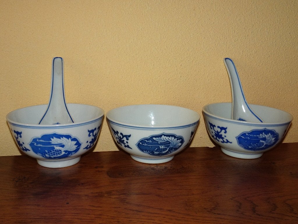 3 Chinese rijst/soepkommen met 2 bijpassende lepels, Ophalen of Verzenden, Zo goed als nieuw, Kom(men), Overige stijlen