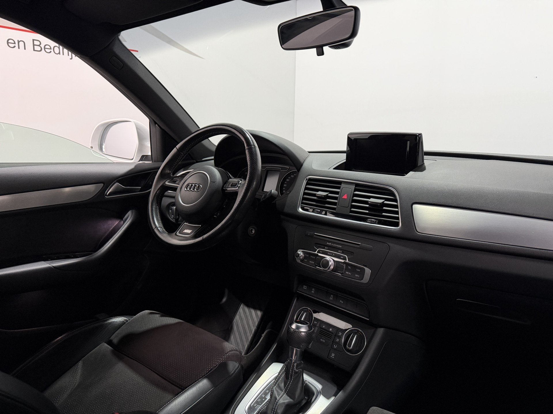 Audi Q3 1.4 TFSI CoD Sport Pro S-Line - Automaat - Navi / PD, Auto's, 1380 kg, Euro 6, 4 cilinders, 150 pk