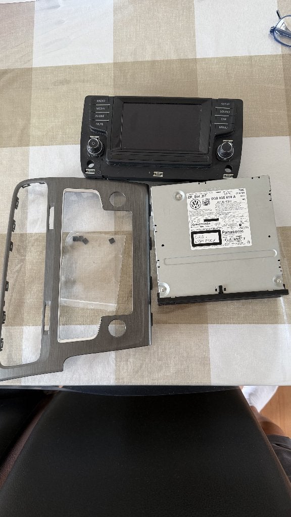 Volkswagen Golf 7 Radio Navigatie Scherm MIB2 5G0035819A, Ophalen, Gebruikt, Volkswagen