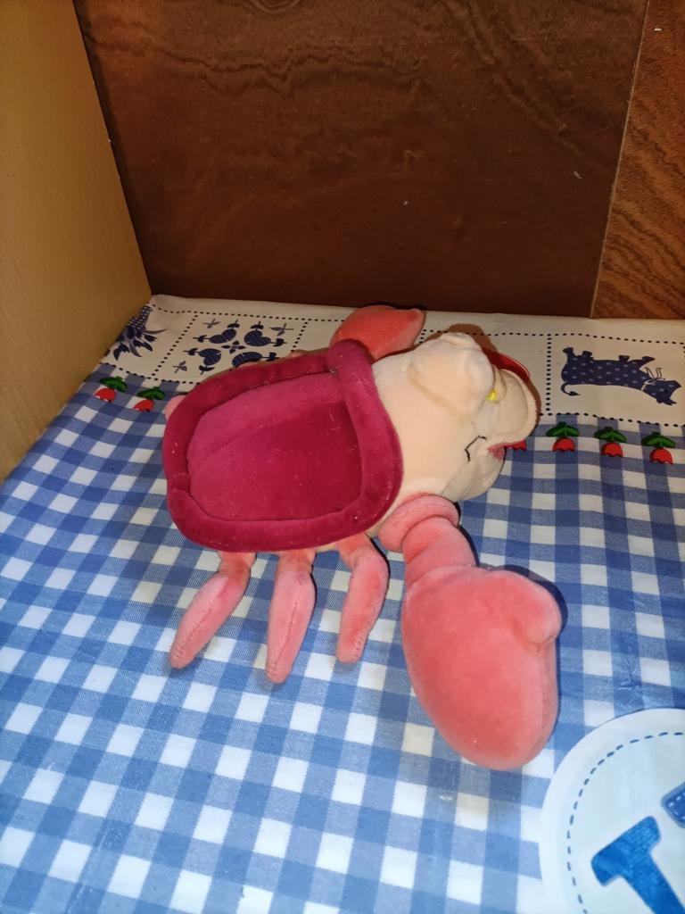 Sebastiaan de krab  knuffel De kleine zeemeermin Disney, Ophalen of Verzenden, Zo goed als nieuw